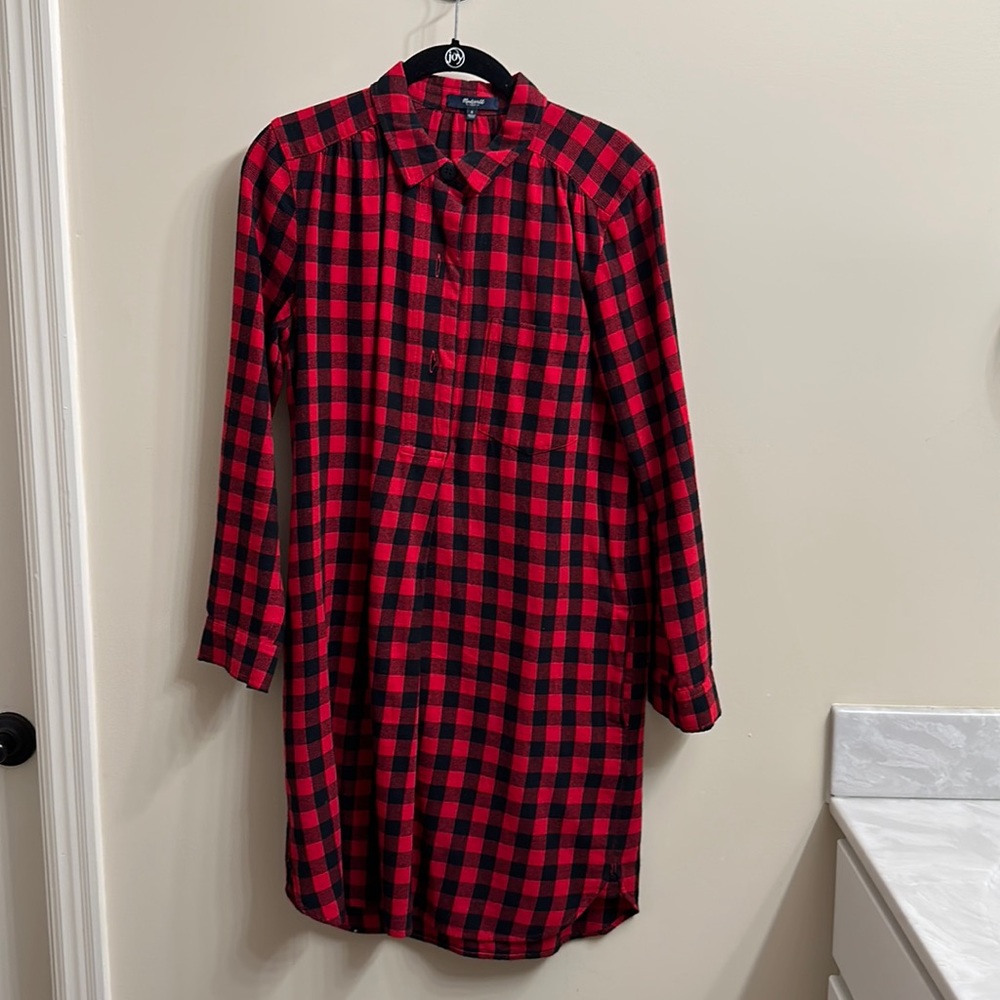 Madewell buffalo check flannel dress. Size Small.